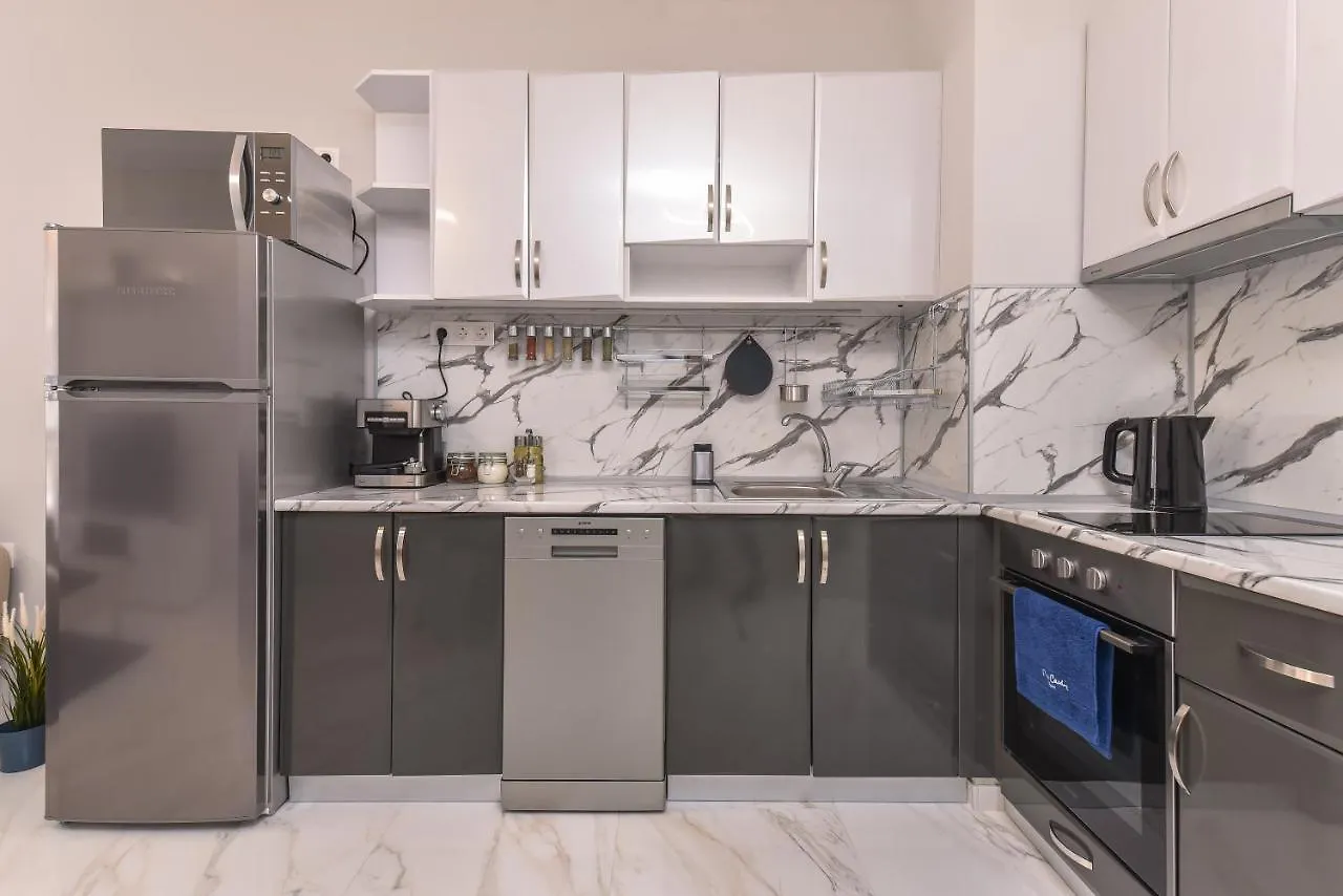 Apartament Stylish Residential Flat - With Parking & Balcony By Flat Mаnager Sofia 0*,